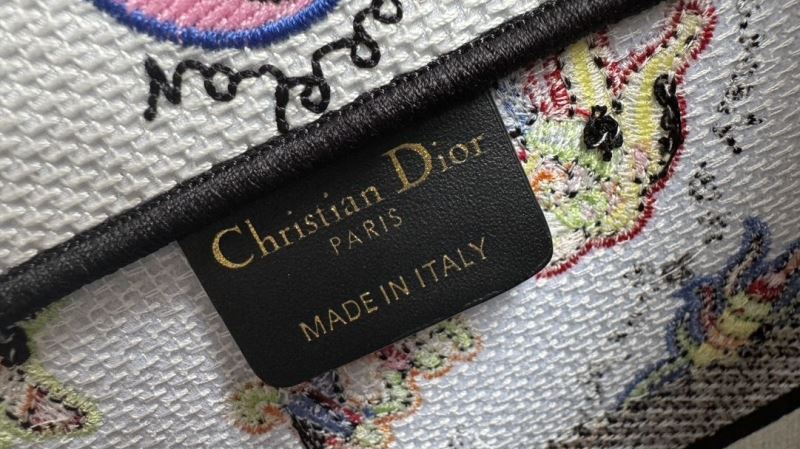 Dior Shopping Bags